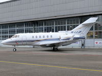 M-LCJP @ LSZH - Hawker/Beechcraft Hawker 900XP M-LCJP LC Corp - by Alex Smit
