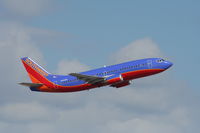 N651SW @ KFLL - Boeing 737-300 - by Mark Pasqualino