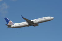 N18243 @ KFLL - Boeing 737-800 - by Mark Pasqualino