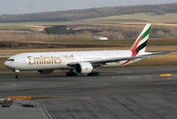 A6-ECD @ VIE - Emirates Boeing 777-31H(ER)