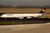 D-AIFF @ DUS - visitor - by Wolfgang Zilske