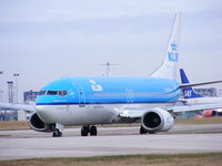 PH-BDZ @ EGCC - KLM - by chris hall
