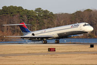 N904DL @ ORF - Delta Air Lines N904DL (FLT DAL1641) from Hartsfield-Jackson Atlanta Int'l (KATL) landing on RWY 23.