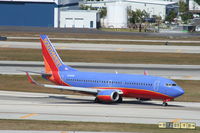 N399WN @ KFLL - Boeing 737-300 - by Mark Pasqualino