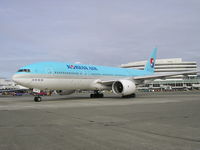 HL7721 @ KSEA - KE 026 ready for depature to Seoul-Incheon - by awhdxer74