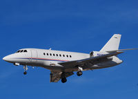 N215RE @ KAPA - On final approach to 17L.