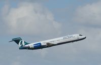 N965AT @ KFLL - Boeing 717-200 - by Mark Pasqualino