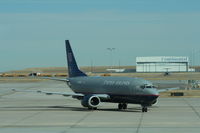 N348UA @ KDEN - Boeing 737-300 - by Mark Pasqualino
