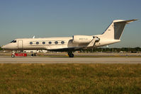 N527JG @ FLL - visitor - by Wolfgang Zilske