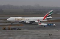 N415MC @ VIE - Visited Vienna in February 2009 for the delivery of a replacement engine for a T7 of Emirates - by Patrick Radosta