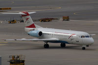OE-LFK @ VIE - Austrian arrows Fokker F-70