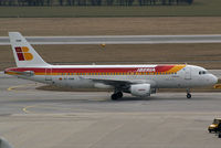 EC-KNM @ VIE - Iberia Airbus A320-214
