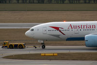 OE-LPB @ VIE - Austrian Airlines Boeing 777-2Z9(ER) - by Joker767