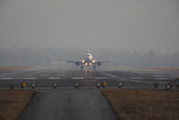 EI-DAM @ SZG - Boeing 737-8AS