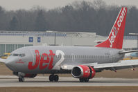 G-CELC @ SZG - Boeing 737-33A