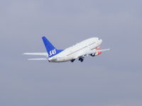 LN-RPH @ EGCC - Scandinavian - by chris hall