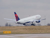 N175DN @ EGCC - Delta - by chris hall
