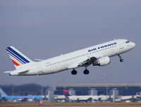 F-GFKM @ EGCC - Air France - by chris hall