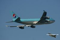 HL7467 @ VHHH - Korean Air Cargo - by Michel Teiten ( www.mablehome.com )