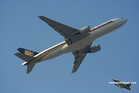 9V-SQM @ VHHH - Singapore Airlines - by Michel Teiten ( www.mablehome.com )