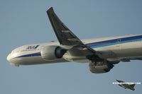 JA732A @ VHHH - All Nippon Airways