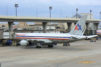 N185AN @ DFW - American Airlines 757 at DFW
