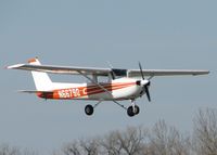 N66790 @ DTN - Landing at the Downtown Shreveport airport. - by paulp