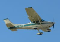 N78133 @ DTN - Landing on runway 05 at the Downtown Shreveport airport. - by paulp