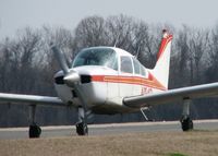 N1948L @ DTN - Taxiing to the active at Downtown Shreveport.
