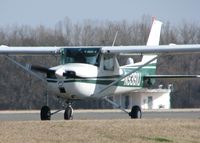 N9391U @ DTN - Taxiing on Foxtrot to runway 14 at Downtown Shreveport. - by paulp