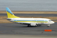 JA8404 @ RJTT - Air Do B737 at Haneda - by Terry Fletcher