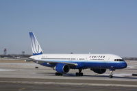 N543UA @ KORD - Boeing 757-200 - by Mark Pasqualino