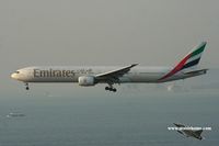 A6-EMP @ VHHH - Emirates - by Michel Teiten ( www.mablehome.com )