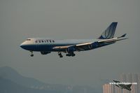 N180UA @ VHHH - United Airlines - by Michel Teiten ( www.mablehome.com )