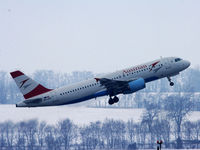 OE-LBQ @ VIE - Take off RWY 29 - by Patrick Radosta