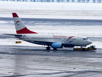 OE-LNM @ VIE - Former Lauda Air Boeing now in OS-Colors