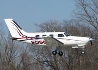 N435HP @ DTN - About to touch down at the Downtown Shreveport airport. - by paulp