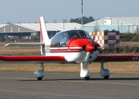 G-OYIO @ EGLK - VISITING ROBIN - by BIKE PILOT