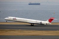 JA004D @ RJTT - JAL MD90 lifts off from Haneda