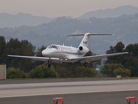 N428CS @ KSMO - N428CS arriving on RWY 21 - by Torsten Hoff