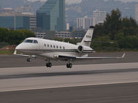 N121GV @ KSMO - N121GV arriving on RWY 21 - by Torsten Hoff