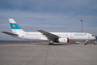 UP-B5701 @ VIE - Kazakstan Government Boeing 757-200 - by Yakfreak - VAP