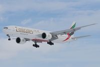A6-ECI @ VIE - Emirates