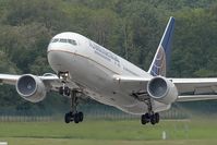 N67158 @ LSZH - Continental Airlines 767-200 - by Andy Graf-VAP