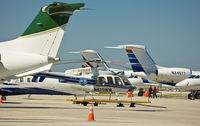 N470WM @ PBI - Tight LZ - by P.Lynch