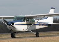 N12745 @ DTN - Taxiing to runway 14 at the Shreveport Downtown airport. - by paulp