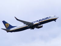 EI-DHS @ EGCC - Ryanair - by chris hall