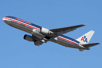 N397AN @ LAX - American Airlines N397AN (FLT AAL2448) climbing out from RWY 25R enroute to Dallas/Fort Worth Int'l (KDFW). - by Dean Heald