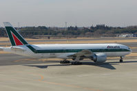 EI-DBL @ RJAA - Alitalia B777 at Narita - by Terry Fletcher