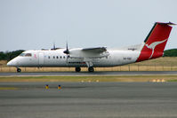 VH-TQZ @ YDPO - Qantaslink Dash8 at Devonport